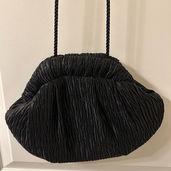 Elegant Black Women's Bag by Whiting and Davis - Picture 1 of 4